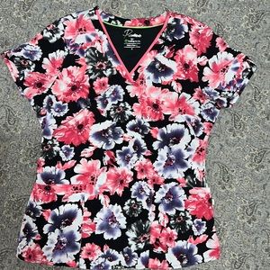 Scrub top